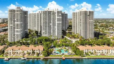 21150 NE 38th Avenue Miami FL 33180