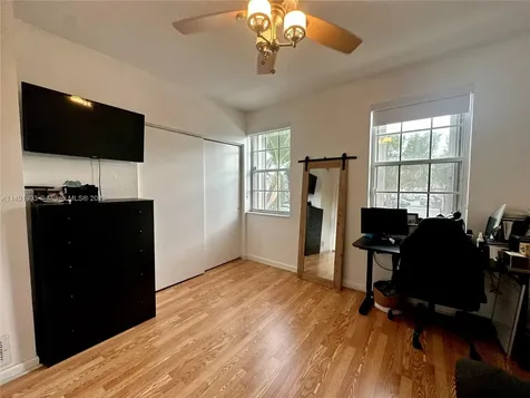 30 Key West Court Weston FL 33326