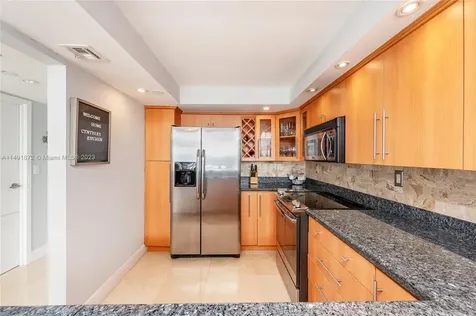 555 NE 15th Street Miami FL 33132