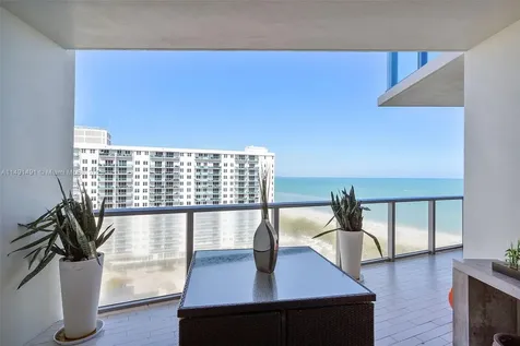 2201 Collins Avenue Miami Beach FL 33139
