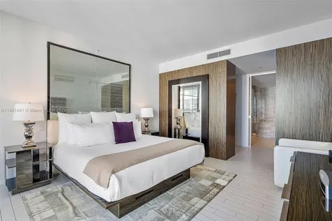 2201 Collins Avenue Miami Beach FL 33139