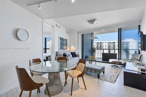 2201 Collins Avenue Miami Beach FL 33139