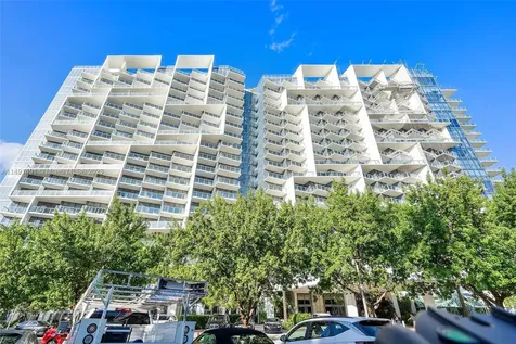 2201 Collins Avenue Miami Beach FL 33139