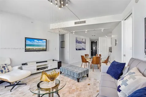 2201 Collins Avenue Miami Beach FL 33139