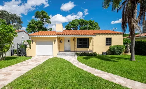 9 Campina Court Coral Gables FL 33134