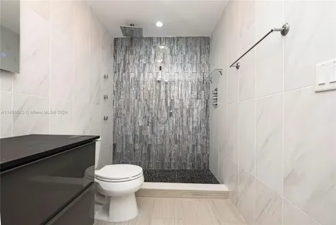 9 Campina Court Coral Gables FL 33134
