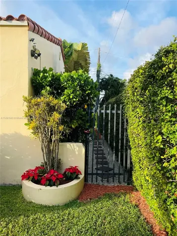 9 Campina Court Coral Gables FL 33134