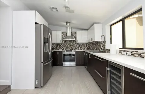 9 Campina Court Coral Gables FL 33134