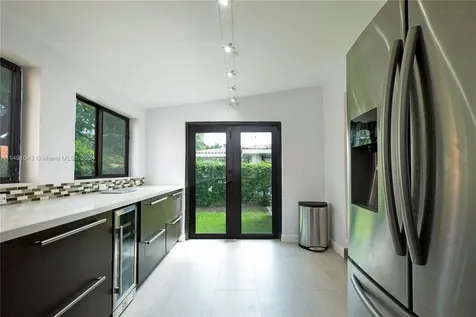 9 Campina Court Coral Gables FL 33134