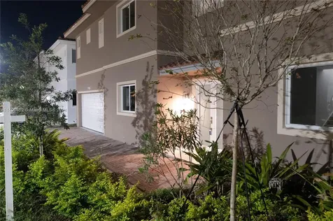 3562 Forest View Circle Dania Beach FL 33312