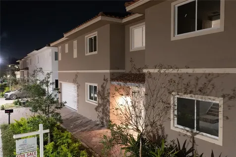 3562 Forest View Circle Dania Beach FL 33312