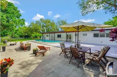 12100 SW 69th Court Pinecrest FL 33156