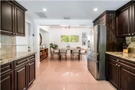 12100 SW 69th Court Pinecrest FL 33156