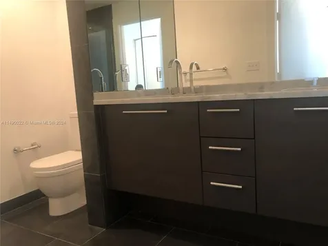 900 Biscayne Boulevard Miami FL 33132