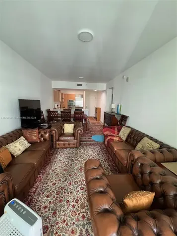 218 SE 14th Street Miami FL 33131