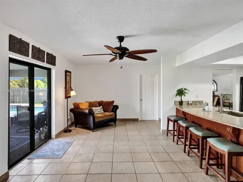 6601 NW 23rd Street Margate FL 33063