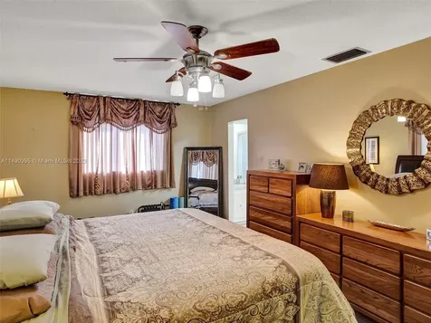 6601 NW 23rd Street Margate FL 33063