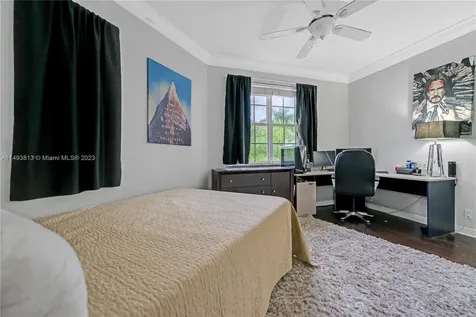 11864 NW 10th Place Coral Springs FL 33071