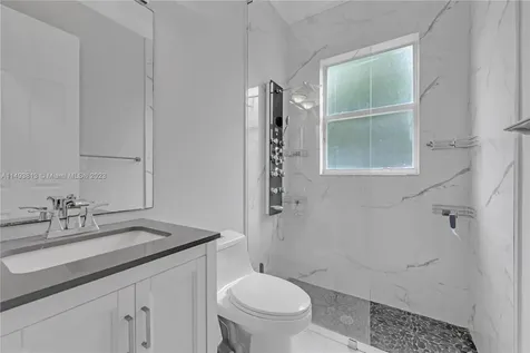 11864 NW 10th Place Coral Springs FL 33071