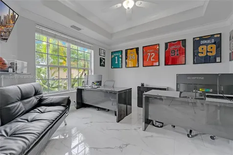11864 NW 10th Place Coral Springs FL 33071