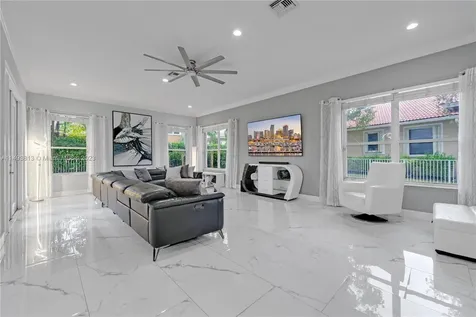 11864 NW 10th Place Coral Springs FL 33071