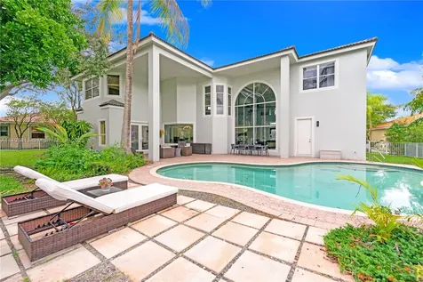 11864 NW 10th Place Coral Springs FL 33071