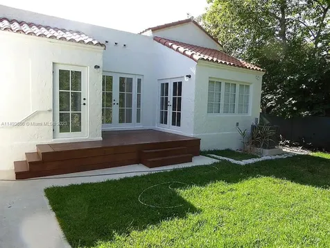 2610 Alhambra Circle Coral Gables FL 33134