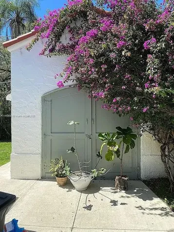 2610 Alhambra Circle Coral Gables FL 33134