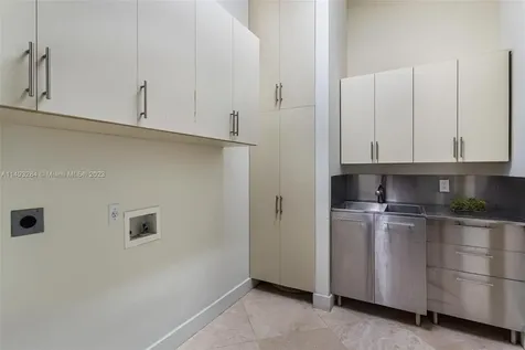 11025 SW 62nd Avenue Pinecrest FL 33156