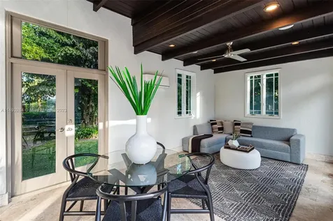 11025 SW 62nd Avenue Pinecrest FL 33156