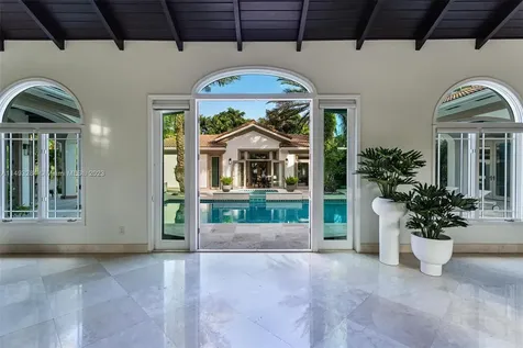 11025 SW 62nd Avenue Pinecrest FL 33156