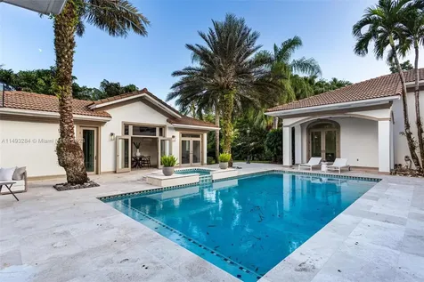 11025 SW 62nd Avenue Pinecrest FL 33156