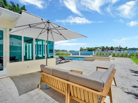 205 N Hibiscus Drive Miami Beach FL 33139