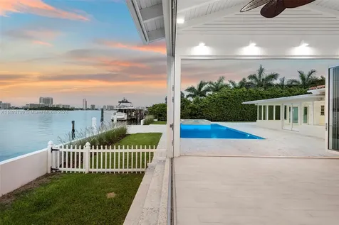 205 N Hibiscus Drive Miami Beach FL 33139
