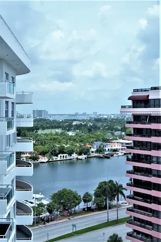 5161 Collins Avenue Miami Beach FL 33140