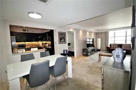 5161 Collins Avenue Miami Beach FL 33140