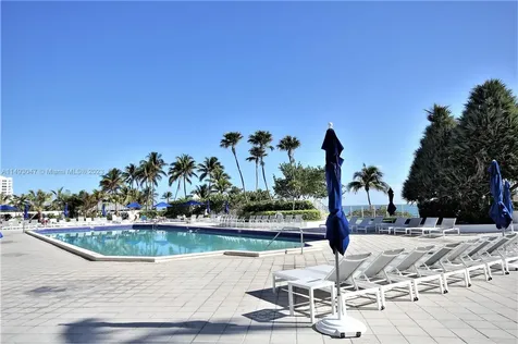 5161 Collins Avenue Miami Beach FL 33140