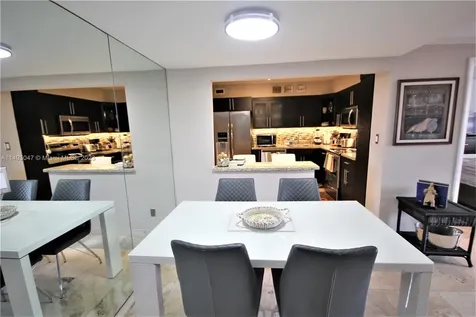 5161 Collins Avenue Miami Beach FL 33140