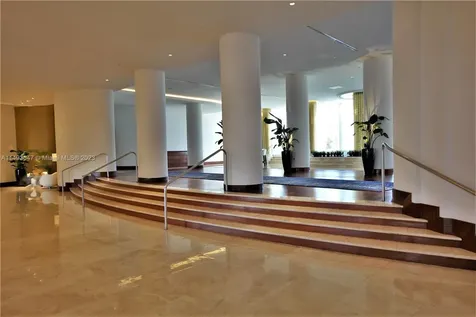 5161 Collins Avenue Miami Beach FL 33140