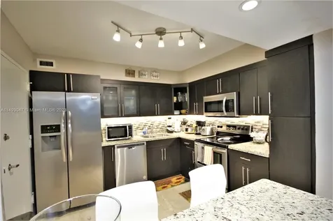 5161 Collins Avenue Miami Beach FL 33140