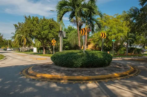 3900 NW 2nd Terrace Miami FL 33126