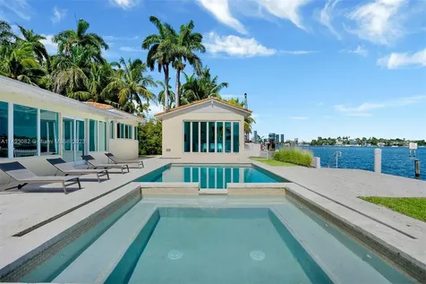 205 N Hibiscus Drive Miami Beach FL 33139