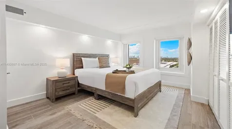 Miami Beach FL 33139