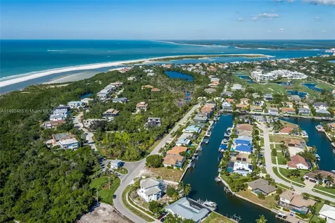 609 Spinnaker Drive Other City - In The State Of Florida FL 34145