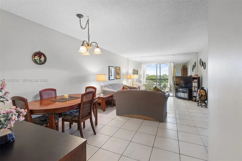 2350 NE 14th Street Causeway Pompano Beach FL 33062