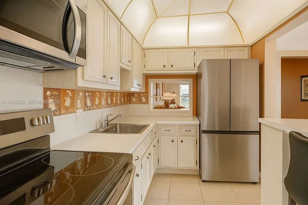 2350 NE 14th Street Causeway Pompano Beach FL 33062