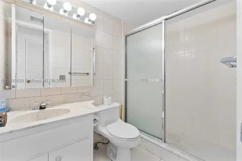 2350 NE 14th St Causeway Pompano Beach FL 33062