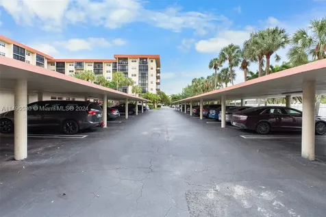 2350 NE 14th St Causeway Pompano Beach FL 33062