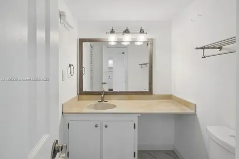 1901 Brickell Avenue Miami FL 33129