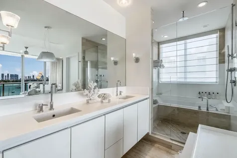 1470 16th Street Miami Beach FL 33139